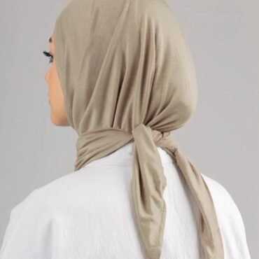 Easy Egyptian Wrap Triangular Hijab – Instant Slip-On Scarf – Soft & Comfortable
