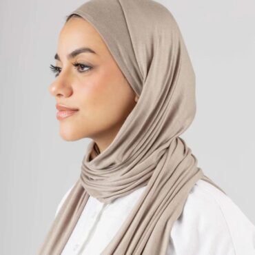 Egyptian Hijab Kuwaiti Scarf | Classic Islamic Headscarf | Elegant Modest Wear